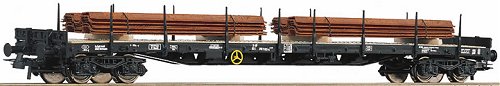 Flat car with Sheet Piling load<br /><a href='images/pictures/Roco/47688.jpg' target='_blank'>Full size image</a>